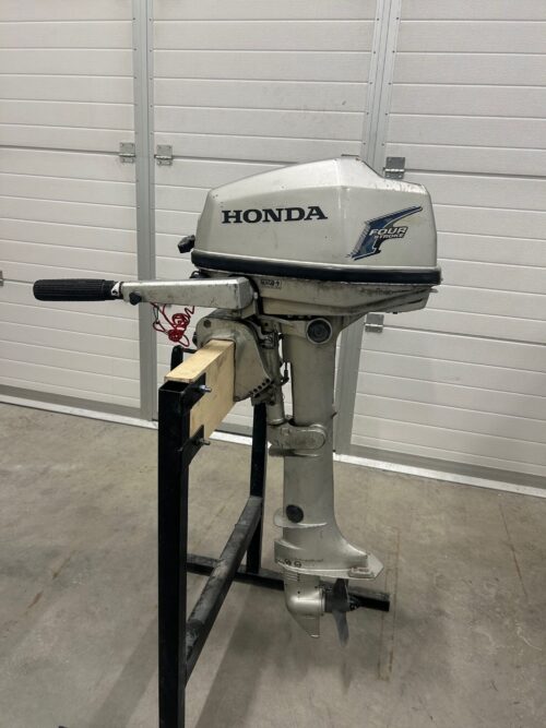 Kasutatud paadimootor Honda BF5A (Pikk jalg) - Image 2